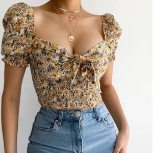 Floral Crop Top with Keyhole Cutout and Puff Sleeves